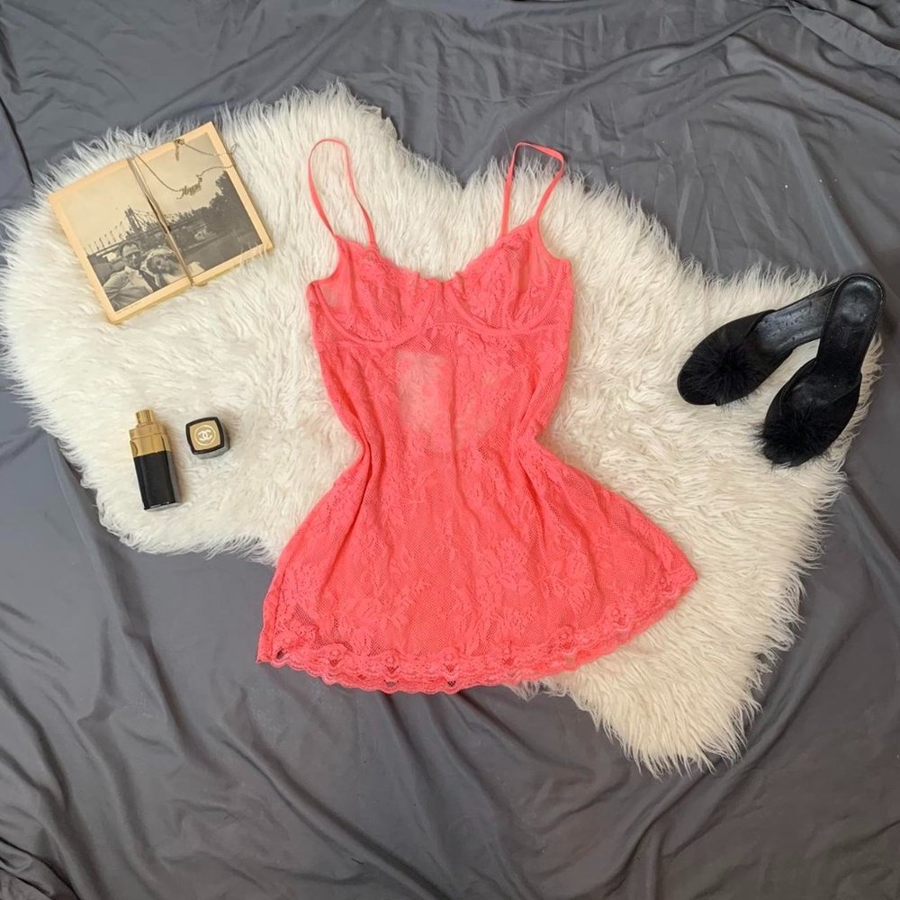 The hottest lil vintage Victoria’s secret lace slip dress! - Picture 1 of 4